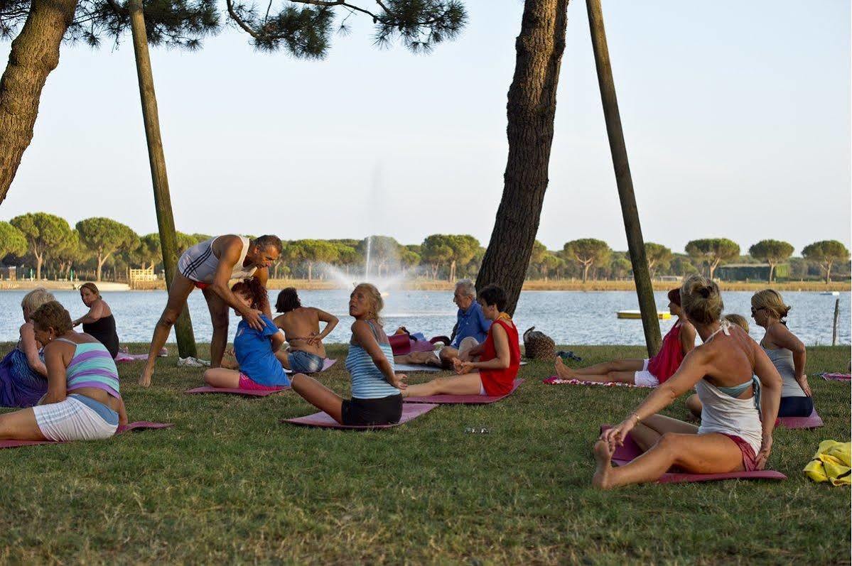 Club Village & Hotel Spiaggia Romea Lido di Volano Eksteriør bilde