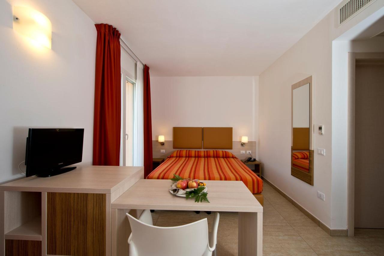 Club Village & Hotel Spiaggia Romea Lido di Volano Eksteriør bilde